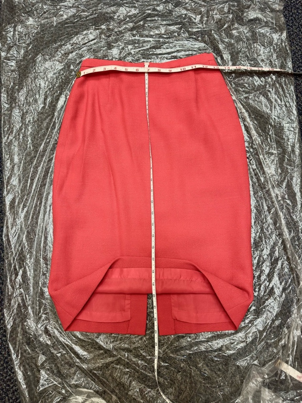 Burberry’s Coral Pink Tailored Jacket & Pencil Skirt. GORGEOUS!LIKE NEW! Size 2 - Picture 10 of 11